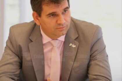 AMUPE REÚNE PREFEITOS PARA DEBATER CONCESSÃO DA COMPESA, INVESTIMENTOS BILIONÁRIOS E CRISE HÍDRICA EM PERNAMBUCO AMUPE REÚNE PREFEITOS PARA DEBATER CONCESSÃO DA COMPESA, INVESTIMENTOS BILIONÁRIOS E CRISE HÍDRICA EM PERNAMBUCO