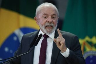 CANDIDATO QUE ESTÁ NO 2° TURNO EM PORTUGAL JÁ FALOU EM “PRENDER LULA”