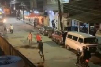 Chacina de Camaragibe: Justiça marca interrogatório dos 12 policiais réus por assassinatos Chacina de Camaragibe: Justiça marca interrogatório dos 12 policiais réus por assassinatos