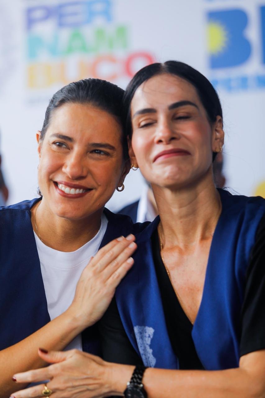 SECRETÁRIA SIMONE NUNES AO LADO DA GOVERNADORA RAQUEL LYRA VEM FAZENDO HISTÓRIA NO ESTADO DE PERNAMBUCO