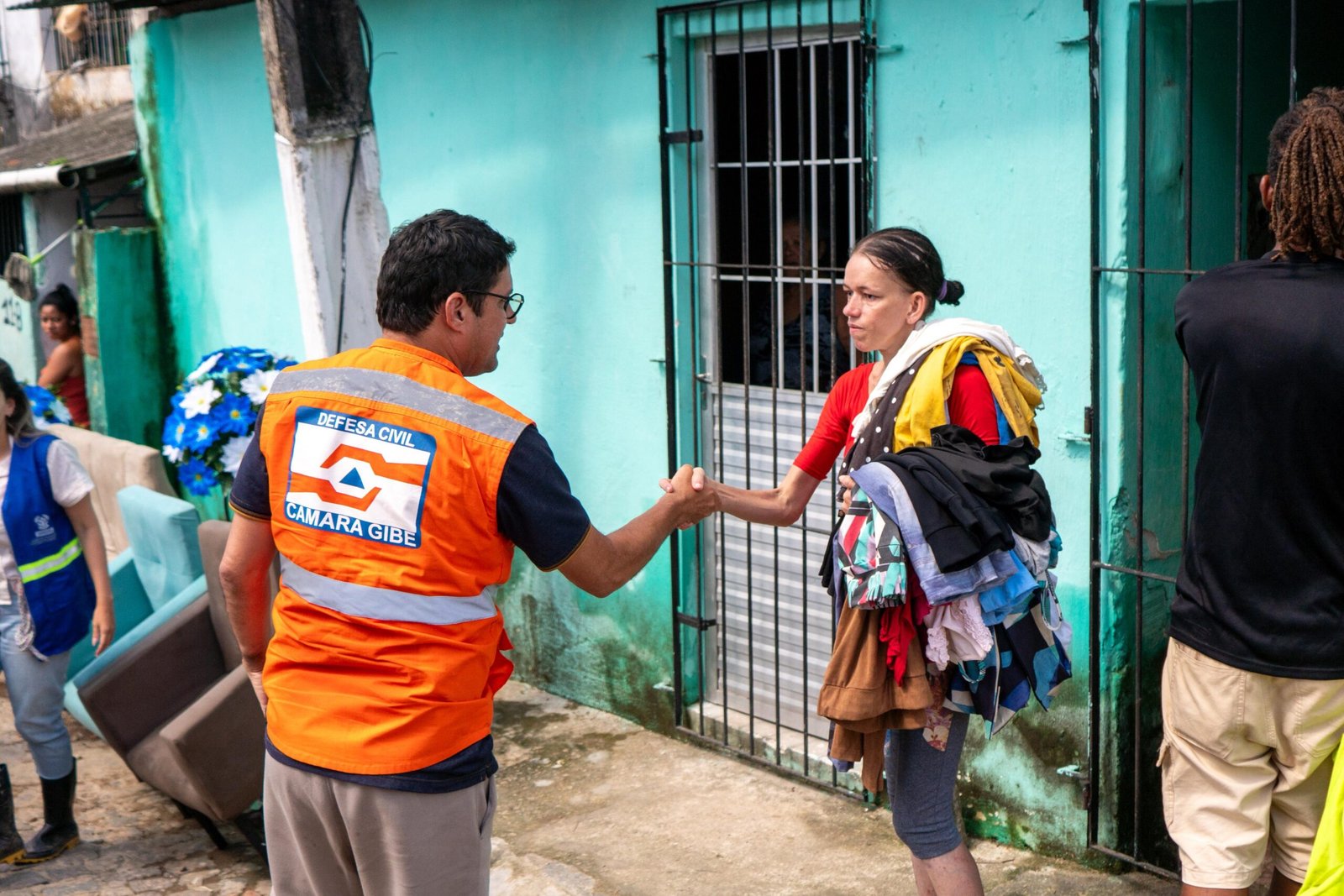 Diego Cabral realiza ampla vistoria em Camaragibe com representantes do Governo de Pernambuco para iniciar os trabalhos de reconstrução das áreas atingidas pelas chuvas