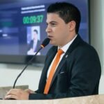 Vereador Paulo André apresenta projeto que reduz impostos para imóveis com energia solar e ações de preservação ambiental