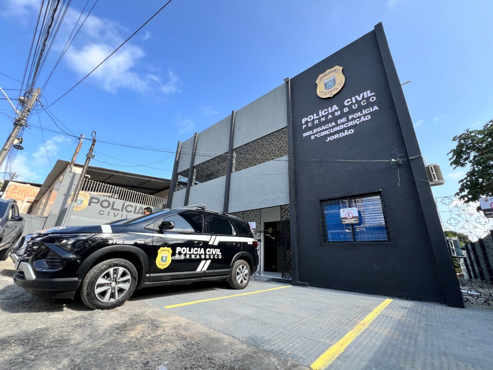 Governo de Pernambuco entrega requalificação de duas delegacias na Zona Sul do Recife